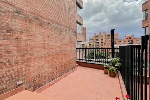 Apartamento En Arriendo/venta En Los Rosales. Cod A7442