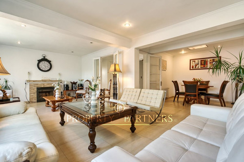 Espectacular, Remodelada E Impecable. The Grange S...