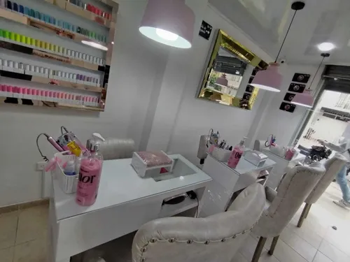 Spa De Uñas, Cejas Y Pestañas