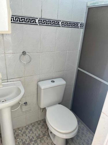 Vila Com 6 Apartamentos E 1 Espaço Bronze No Andar De Cima