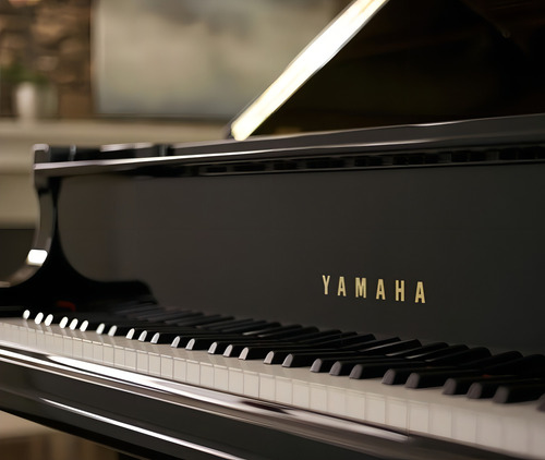 Piano De Cola Yamaha Gb1k Color Negro