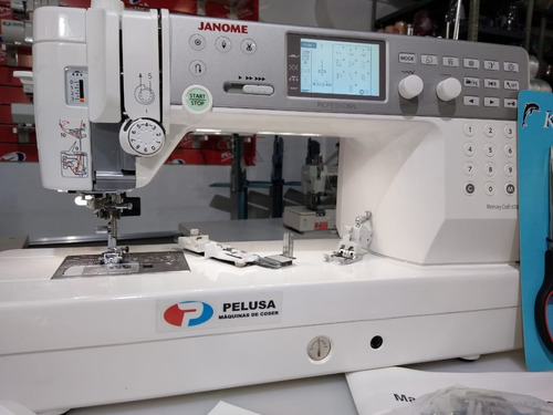 Imagen 4 de 10 de Janome 6700 P Memory Craft + ¡todos Los Regalos De La Foto!!