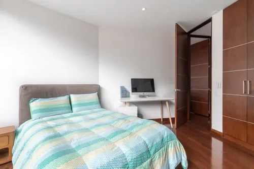 Apartamento En Venta En Chicó Oriental. Cod V9828