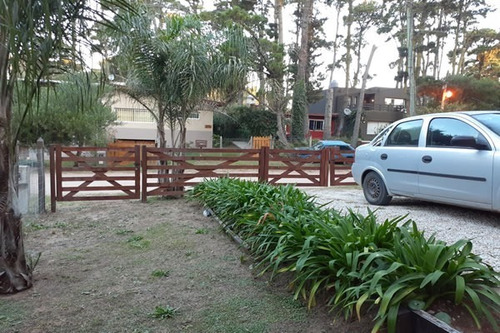 Imagen 19 de 21 de Casa En Las Gaviotas Lote De 350m2 2 Plantas 2 Ambientes Y Medios Lote Perimetrado Alarma
