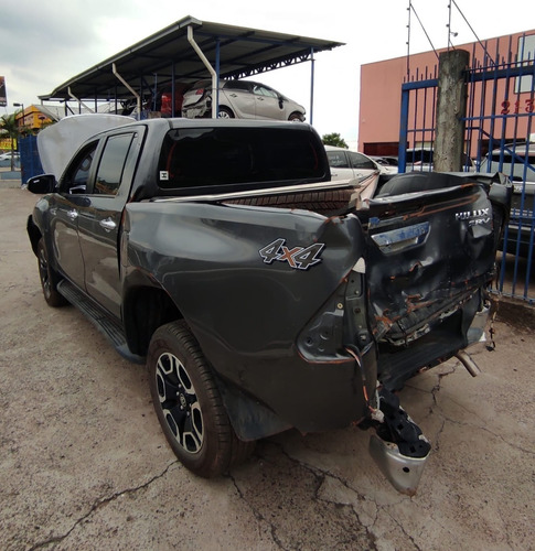 Sucata Toyota Hilux Srv 4x4 2021 Para Retirada De Peças