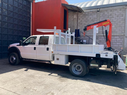 Camioneta Ford F-550  Con Grúa 