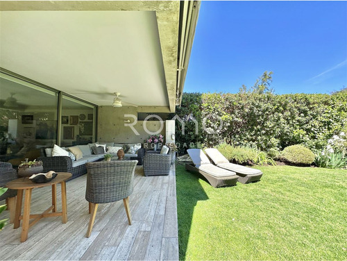 Triplex Con Jardín: Valle Escondido