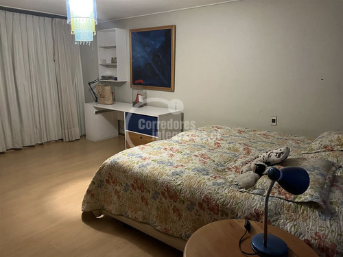 Espectacular Departamento En Venta De 5 Dorm. En Espoz