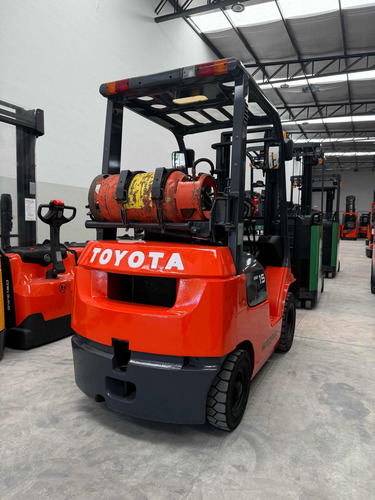Autoelevador Toyota Nafta/glp 1.5tn