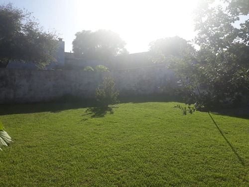 Casa 4 Amb Con Enorme Parque - Toda En Planta Baja!