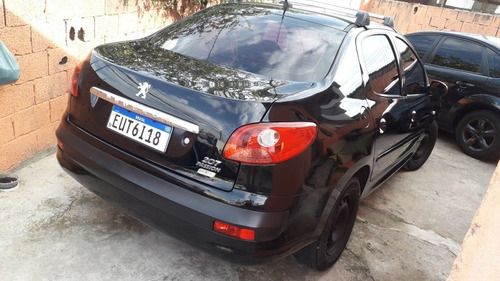 Imagem 7 de 9 de Peugeot 207 Passion 2011 1.4 Xr 10 Anos Flex 4p