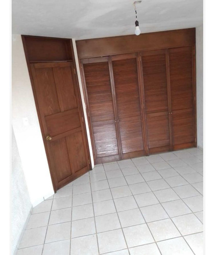 Casa En Venta En Nueva Chapultepec, Morelia, Michoacán De Ocampo C.p. 58280