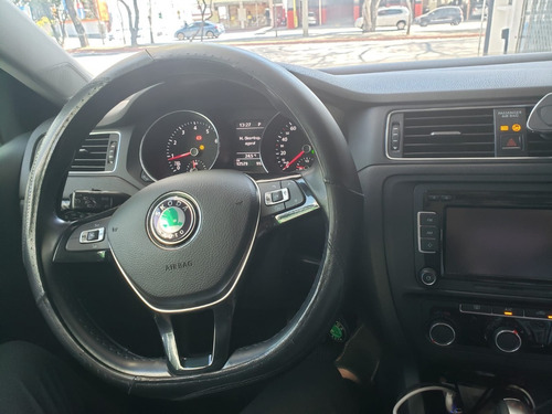 Imagem 10 de 13 de Volkswagen Jetta 2.0 8v Comfortline Ano/modelo 2015/2015
