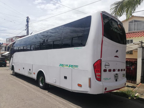 Hino Fc9j