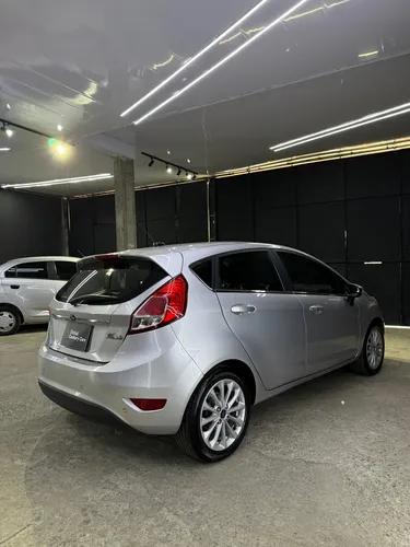 Ford Fiesta 1.6 Hatchback Titanium