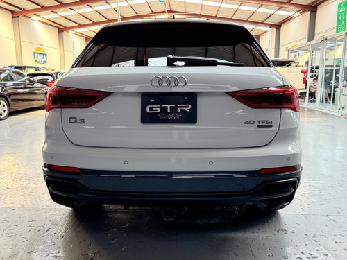 Audi Q3 S-line 2021