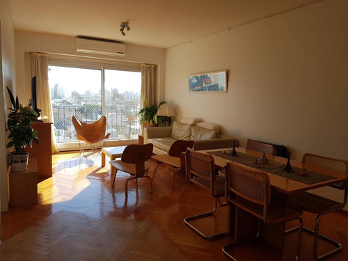 Imagen 2 de 18 de Espectacular Semipiso Alto Con Balcón - Muy Luminoso - Con Baños Y Cocina Reciclados - A 1 Cuadra De Av. Lacroze Y A 2 Cds De Estacion Tren Y Subte Linea B -