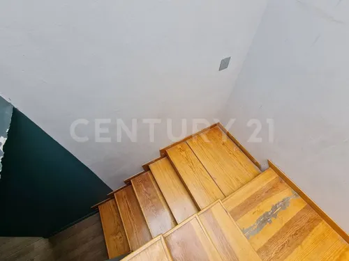 Casa En Venta Acondicionada Para Uso De Oficina En Mayorazgo