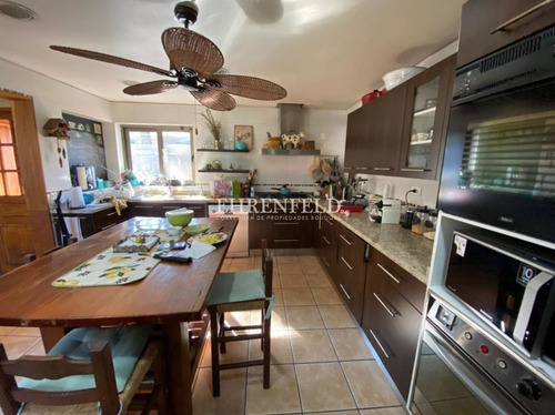 Casa En Venta De 6 Dorm, En Camino El Refugio. El Arrayán