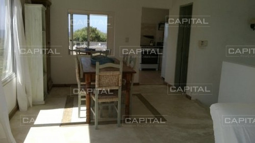 Casa En El Chorro Tres Dormitorios Mas Dependencia De Servicio En Venta - Ref: 25763