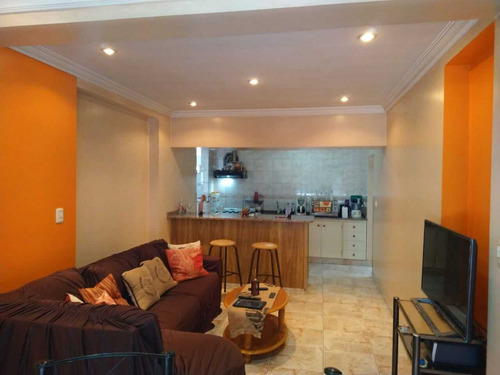 Casa 4 Ambientes Barrio Almirante Brown (villa Lugano), Bergantìn Balcarce 6060 - Villa Lugano Se Acepta Permuta.