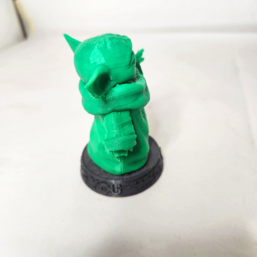Imagen 4 de 4 de Muñeco Baby Yoda Star Wars