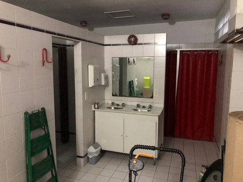 Imagen 7 de 14 de Local Venta Con Vivienda 3 Ambientes Martínez