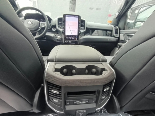 RAM 1500 3.0 Laramie 4X4 At8