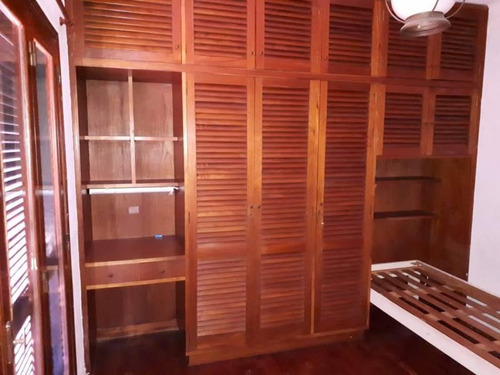 Imagen 4 de 10 de Hermosa Casa De 2 Plantas En Venta