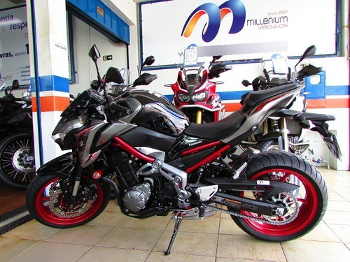 Imagem 10 de 12 de Kawasaki Z900 Abs Ano 2019 Top Com 14 Mil Km E Garantia Loja