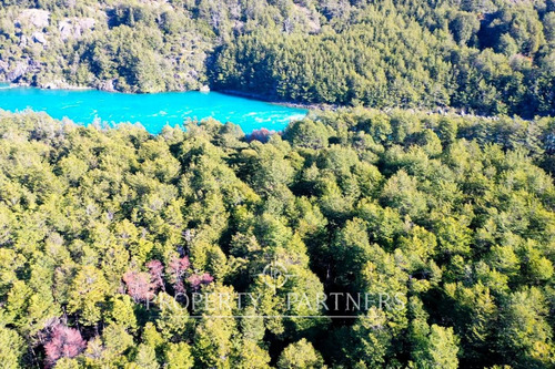 Patagonia, Excepcional Nacimiento Del Rio Baker
