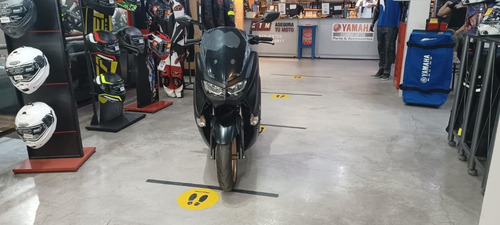 Imagen 4 de 11 de Nmax 155 Connected 2021 0km Negra