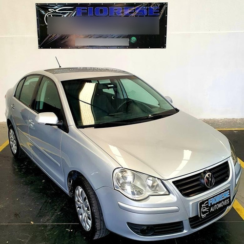 Imagem 3 de 9 de Volkswagem Polo Sedan 1.6