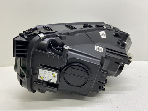 Farol Mercedes Glb200 2020 21 22 2023 C/ Led Sem Modulos Dir (Usado)