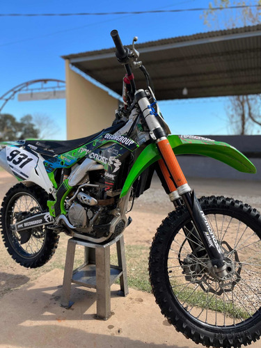 Imagen 2 de 5 de Kawasaki 250cc 4t