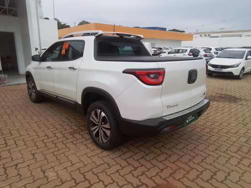 Fiat Toro 2.0 16V TURBO DIESEL VOLCANO 4WD AT9