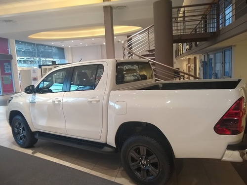Imagen 8 de 9 de Hilux Srv At 4x2 Entrega Marzo Conc Oficial Treos Let