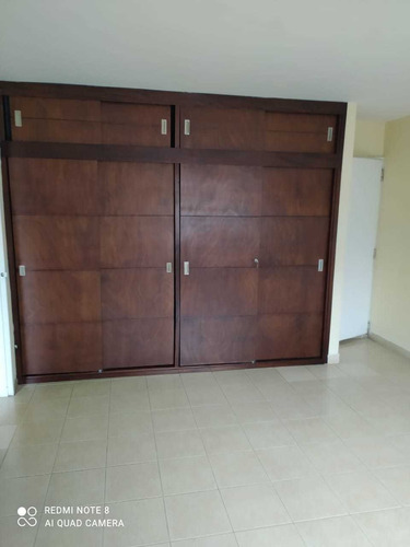 Imagen 13 de 15 de Casa Segundo Piso Medellín, Sector Los Colores - Se Vende