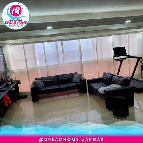 Imagen 2 de 10 de Penthouse En Venta Catia La Mar Playa Grande - La Guaira