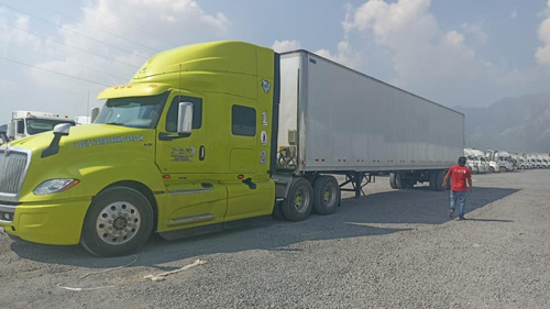Tracto Camión Caja Seca 53 Pies Usadas Atro Remolques