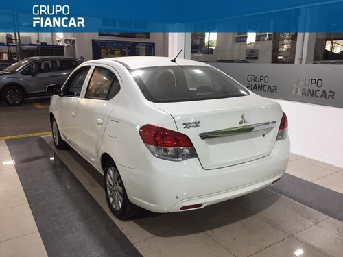 Mitsubishi Mirage G4 Full 2014