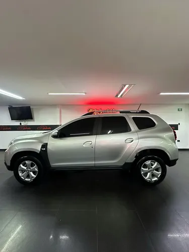 Renault Duster 1.3 Intense Cvt