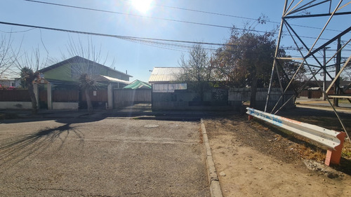 Venta Amplia Froilan Roa Macul 4d+2b, Patio Estacionamiento