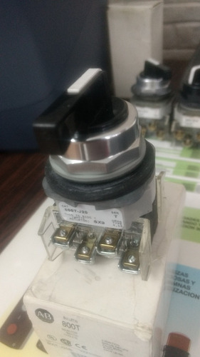 Selector De Tres Posiciones Marca Allen Bradley