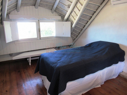 Casa En Alquiler En Península.- Ref: 6075