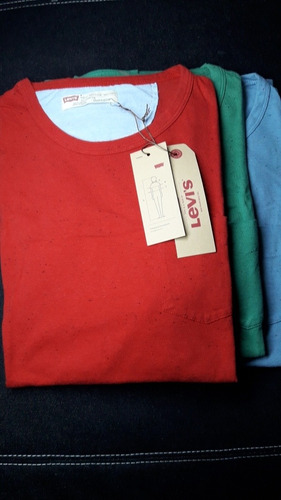 Remera Red Crew Levis