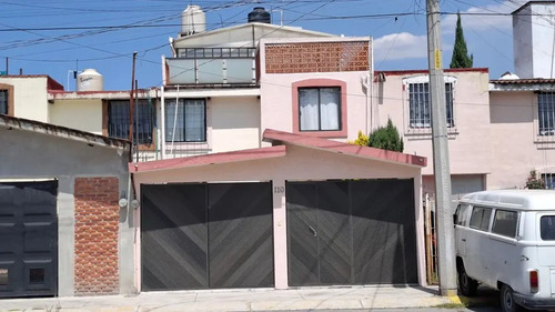 Casa Muy Amplia En Venta Y Renta En Residencial La Asunción Frente A Parque Bicentenario De Metepec