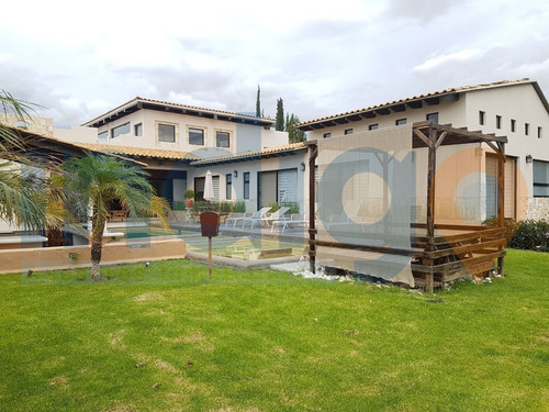 Imagen 14 de 28 de Casa En Venta En Balcones De Juriquilla Con Alberca. Una So