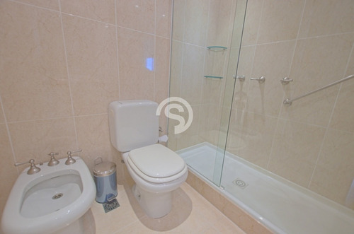 Apartamento En Alquiler - Mansa- Ref: 3989