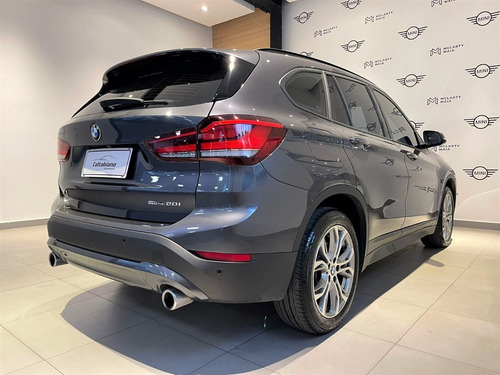 Imagem 4 de 11 de Bmw